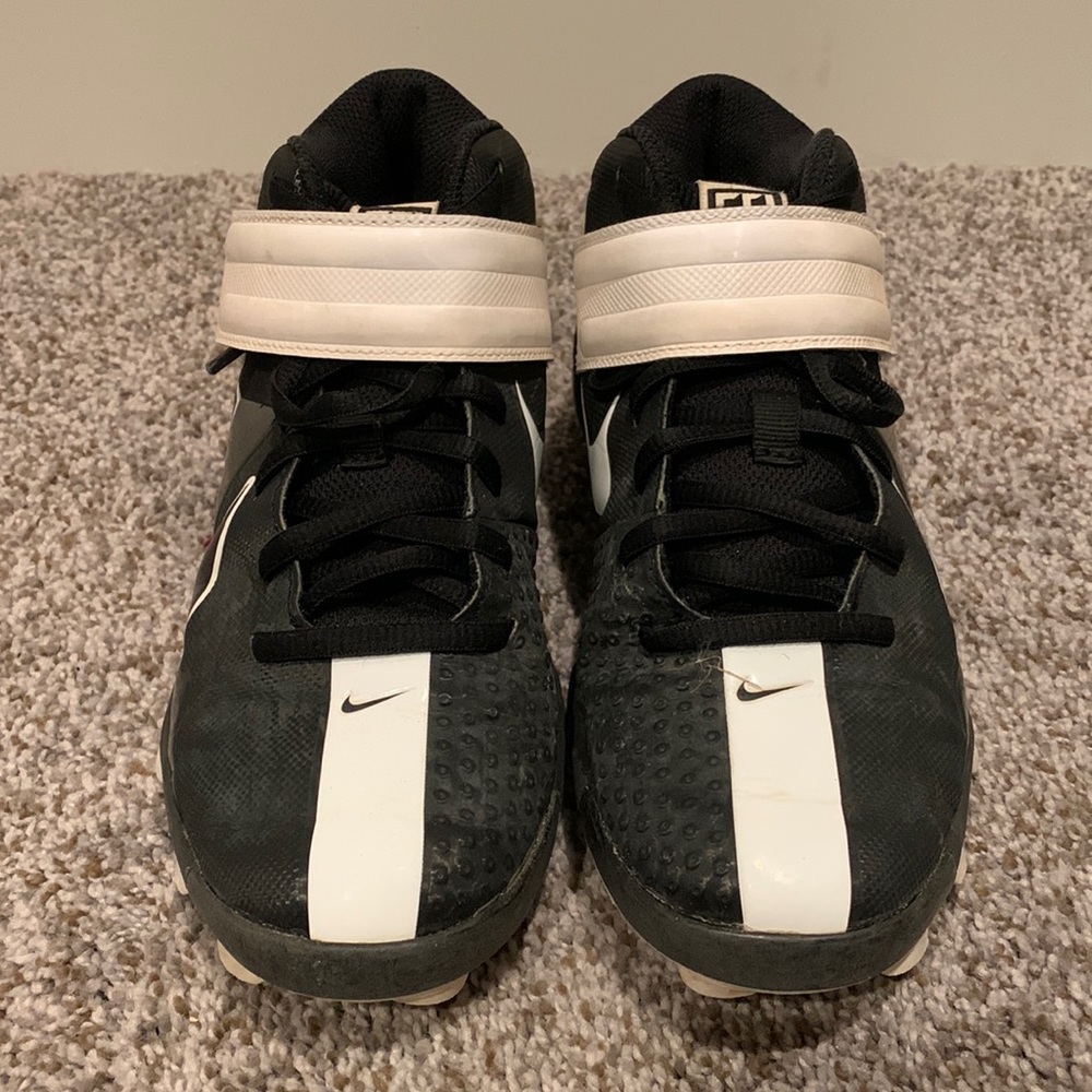 Nike baseball cleats size 3.5